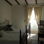 Casa de hóspedes Casa De 4*